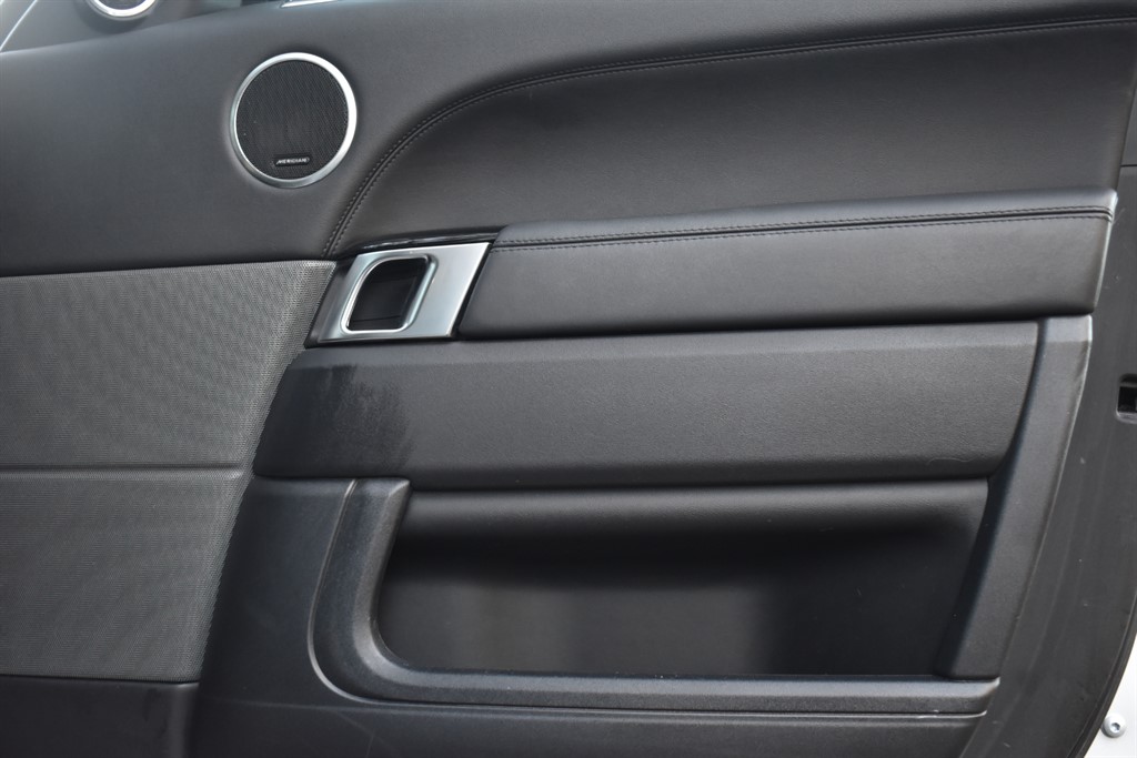 Used Land Rover Range Rover Sport 2021 for sale - 76625469: Photo 43