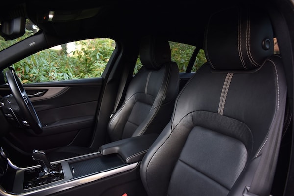 Used Jaguar XE 2021 for sale - 76191208: Photo 24
