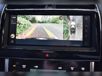 Used Jaguar XE 2021 for sale - 76191208: Photo