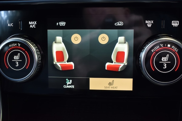Used Jaguar XE 2021 for sale - 76191208: Photo 8