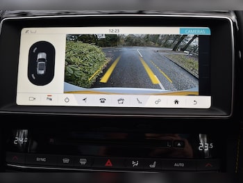 Used Jaguar F-Pace 2019 for sale - 77170762: Photo