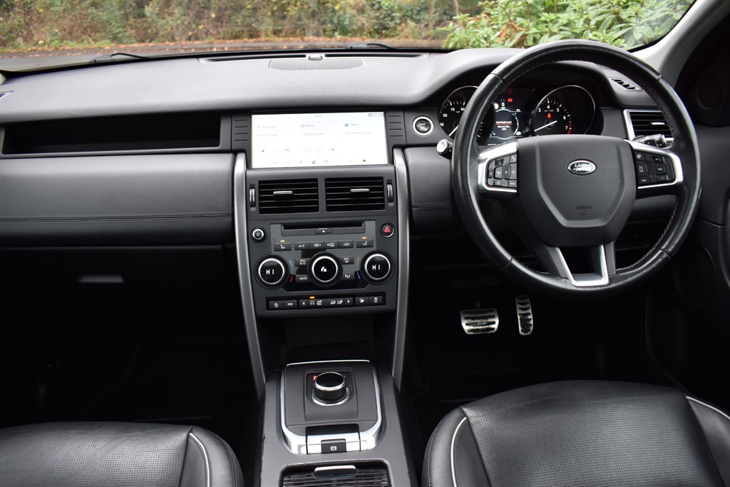 Used Land Rover Discovery Sport 2019 for sale - 76933391: Photo 30