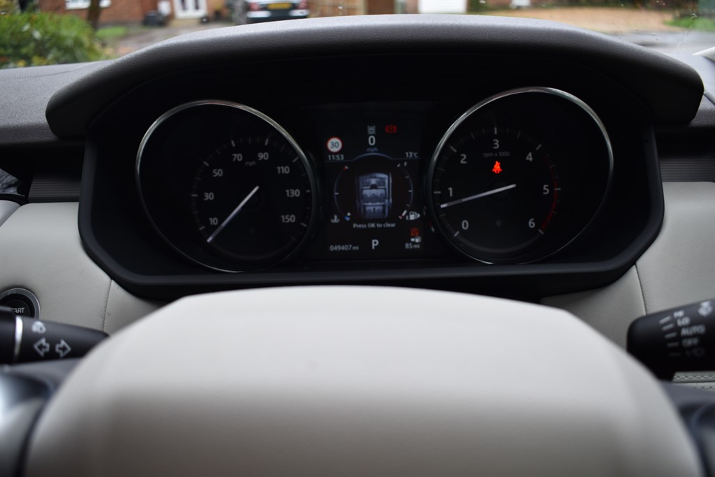 Used Land Rover Discovery 2017 for sale - 76625454: Photo 17