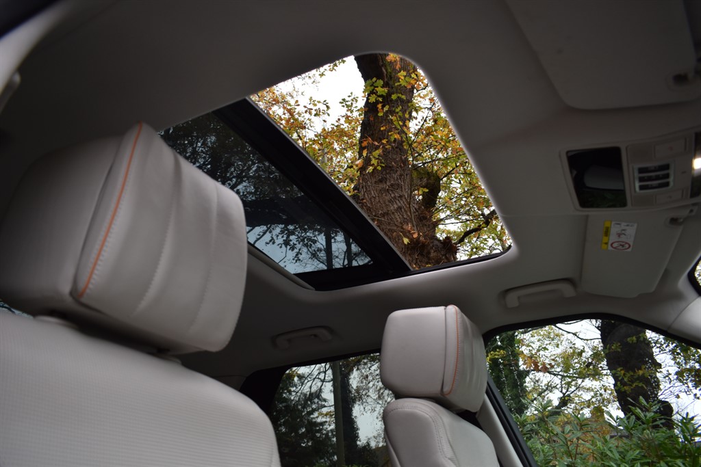 Used Land Rover Discovery 2017 for sale - 76625454: Photo 3