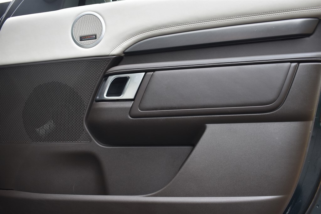 Used Land Rover Discovery 2017 for sale - 76625454: Photo 51