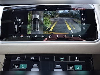 Used Land Rover Range Rover Velar 2018 for sale - 77552612: Photo