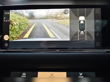 Used Land Rover Range Rover Evoque 2022 for sale - 77641054: Photo