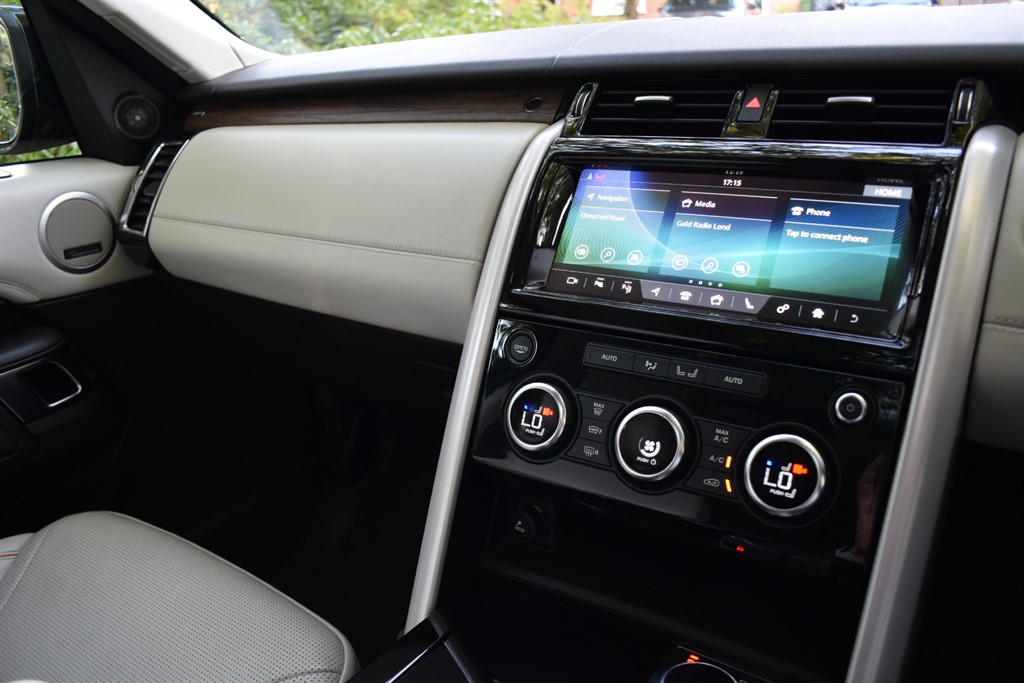 Used Land Rover Discovery 2017 for sale - 76117202: Photo 34