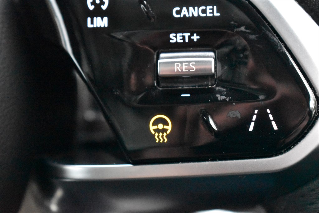 Used Jaguar F-Pace 2022 for sale - 76625452: Photo 11