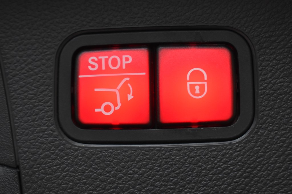 Used Mercedes-Benz 300 2022 for sale - 76818095: Photo 44