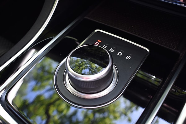 Used Jaguar XE 2018 for sale - 75664658: Photo 23