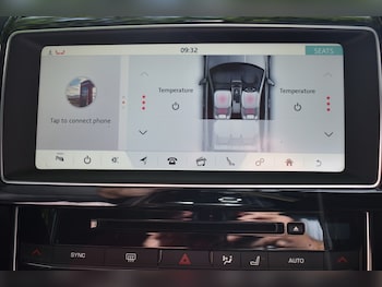 Used Jaguar XE 2018 for sale - 75664658: Photo