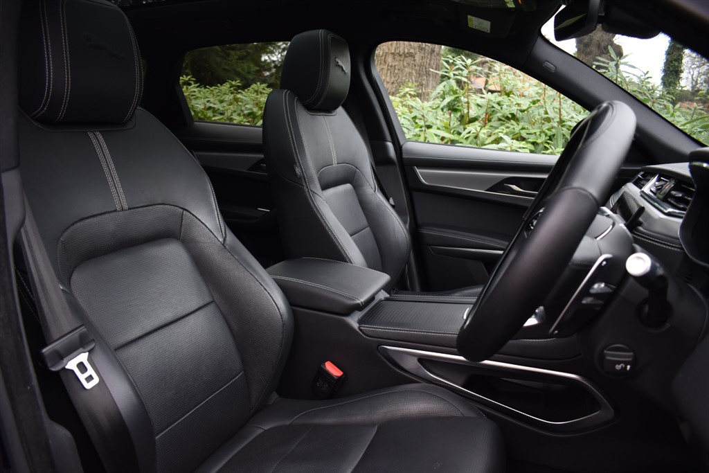 Used Jaguar F-Pace 2021 for sale - 77127715: Photo 2