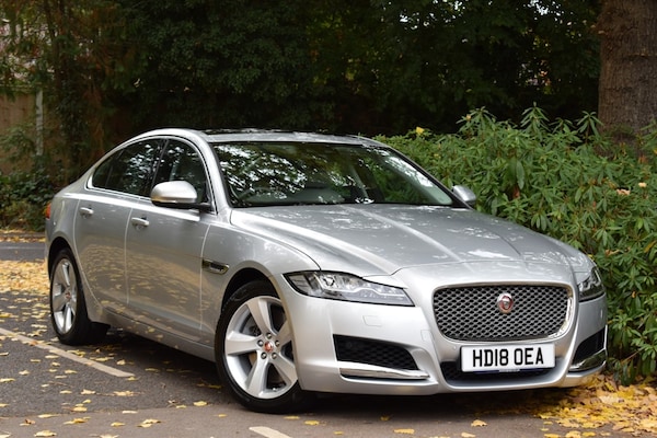Used Jaguar XF 2018 for sale - 76312519: Photo 1