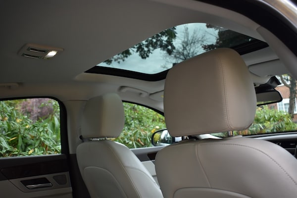Used Jaguar XF 2018 for sale - 76312519: Photo 25