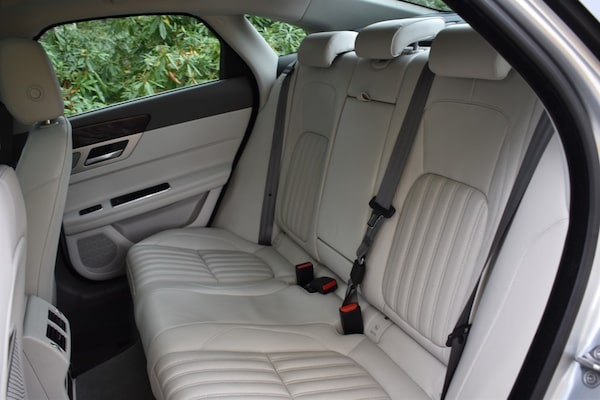 Used Jaguar XF 2018 for sale - 76312519: Photo 31