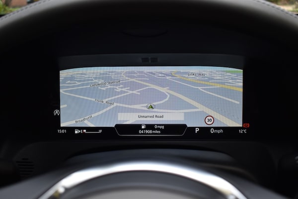 Used Jaguar XF 2018 for sale - 76312519: Photo 4