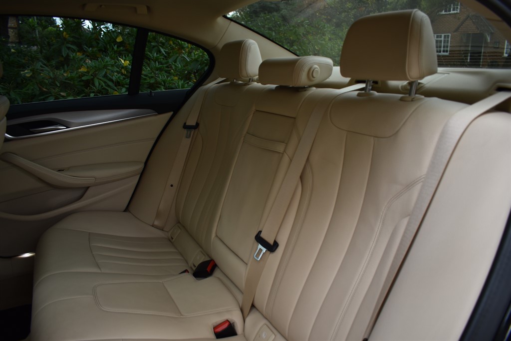 Used BMW 5 Series 2018 for sale - 76332345: Photo 17