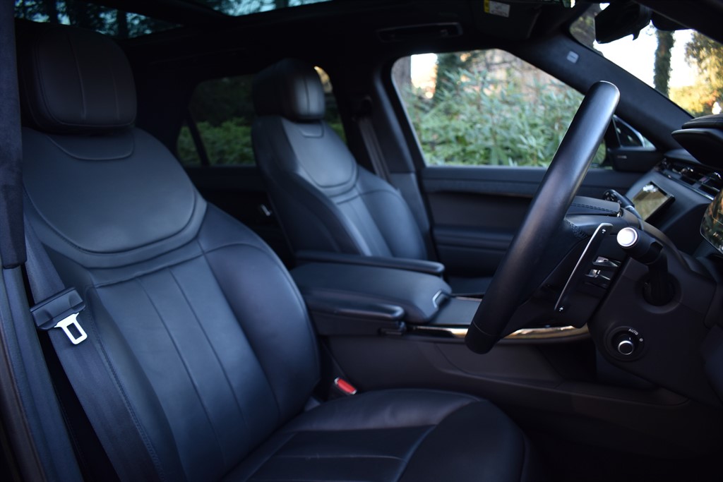 Used Land Rover Range Rover Sport 2023 for sale - 76861990: Photo 2