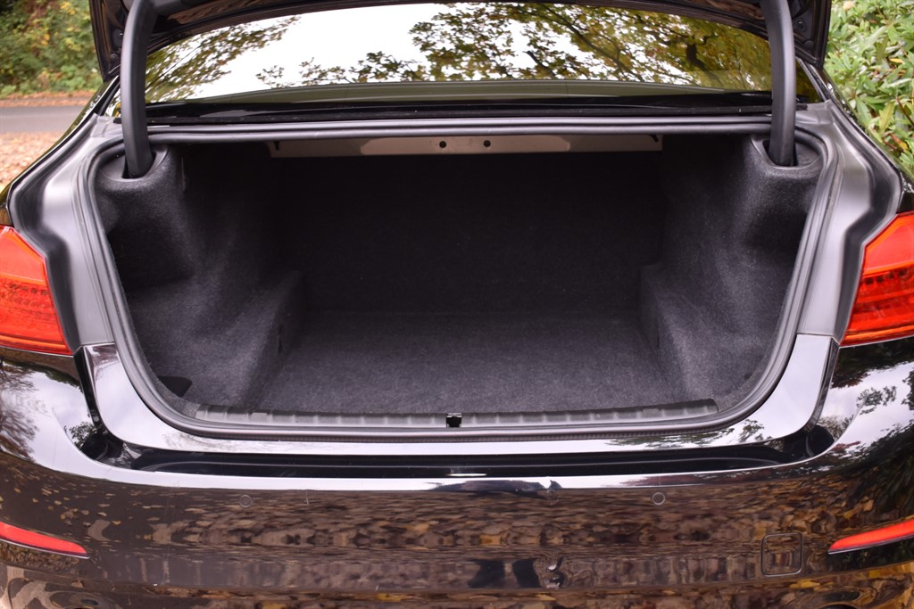 Used BMW 5 Series 2018 for sale - 76625463: Photo 27