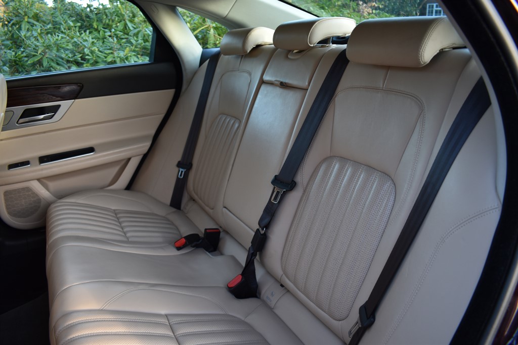 Used Jaguar XF 2018 for sale - 77005608: Photo 18