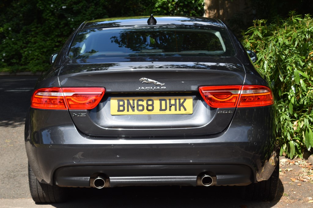 Used Jaguar XE 2018 for sale - 76625443: Photo 12