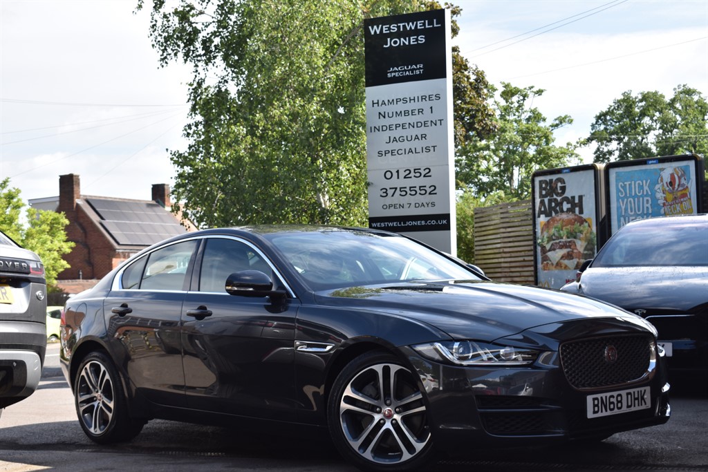 Used Jaguar XE 2018 for sale - 76625443: Photo 15