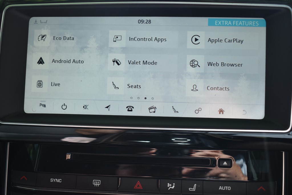 Used Jaguar XE 2018 for sale - 76625443: Photo 26