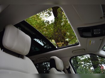 Used Land Rover Range Rover Sport 2018 for sale - 76117199: Photo