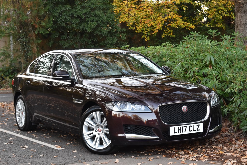 Used Jaguar XF 2017 for sale - 76625440: Photo 1