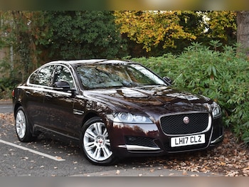 2017 - PRESTIGE+MEGA SPECIFICATION! 4-Door