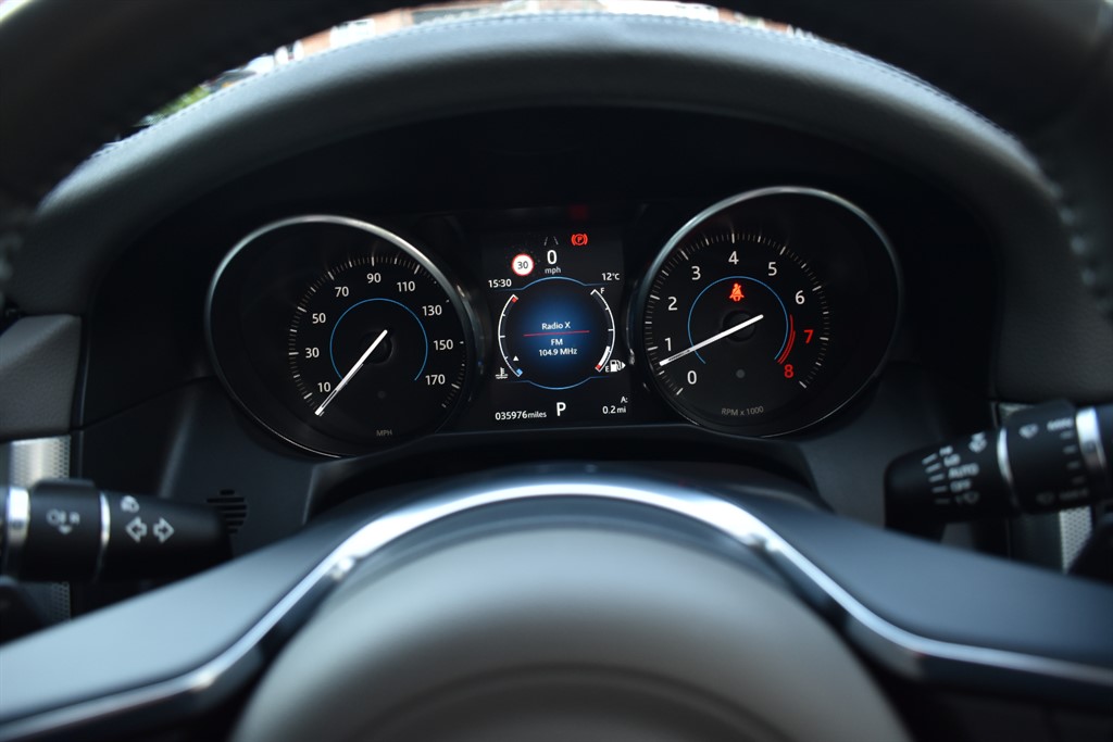 Used Jaguar XF 2017 for sale - 76625440: Photo 24