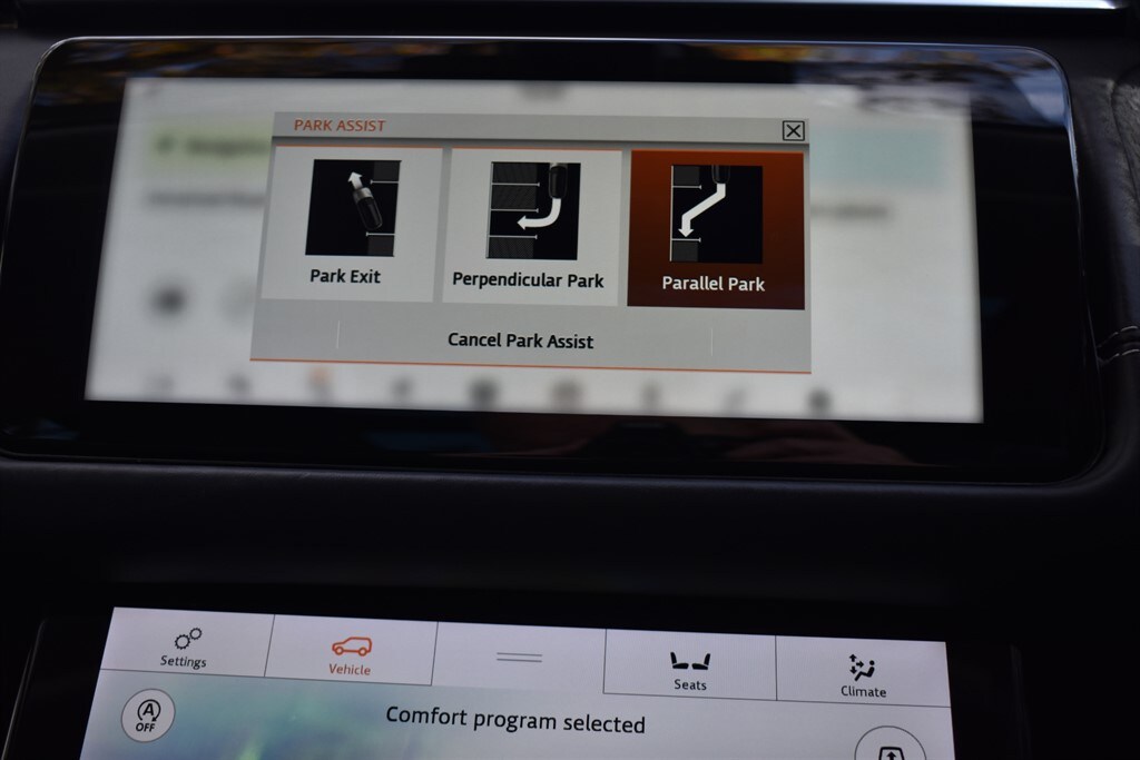 Used Land Rover Range Rover Velar 2017 for sale - 76625439: Photo 5