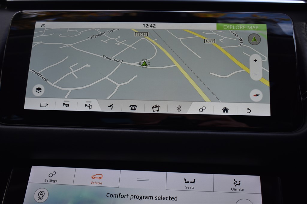 Used Land Rover Range Rover Velar 2017 for sale - 76625439: Photo 6