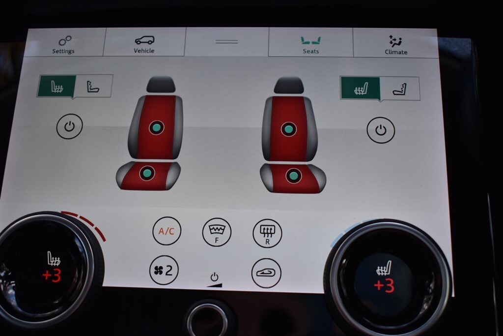 Used Land Rover Range Rover Velar 2017 for sale - 76625439: Photo 8