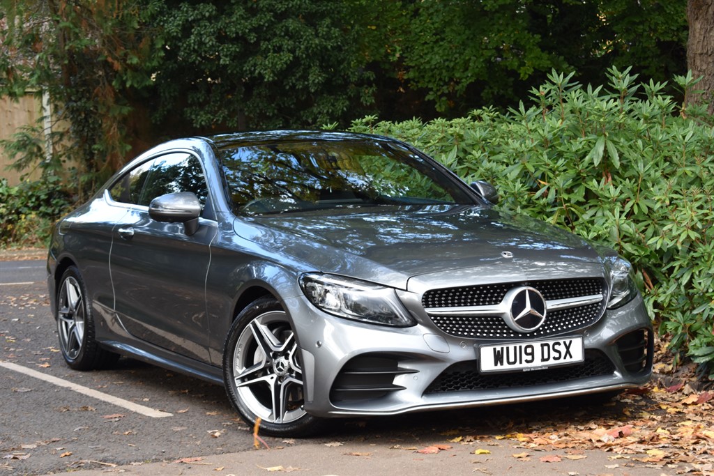 Used Mercedes-Benz C Class 2019 for sale - 76366679: Photo 1