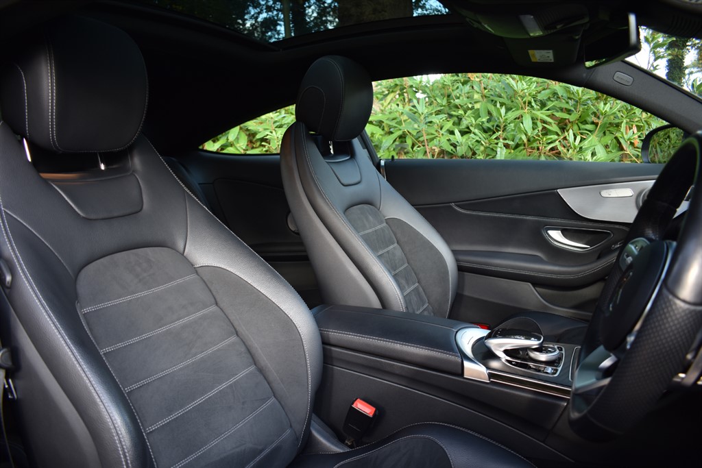 Used Mercedes-Benz C Class 2019 for sale - 76366679: Photo 2