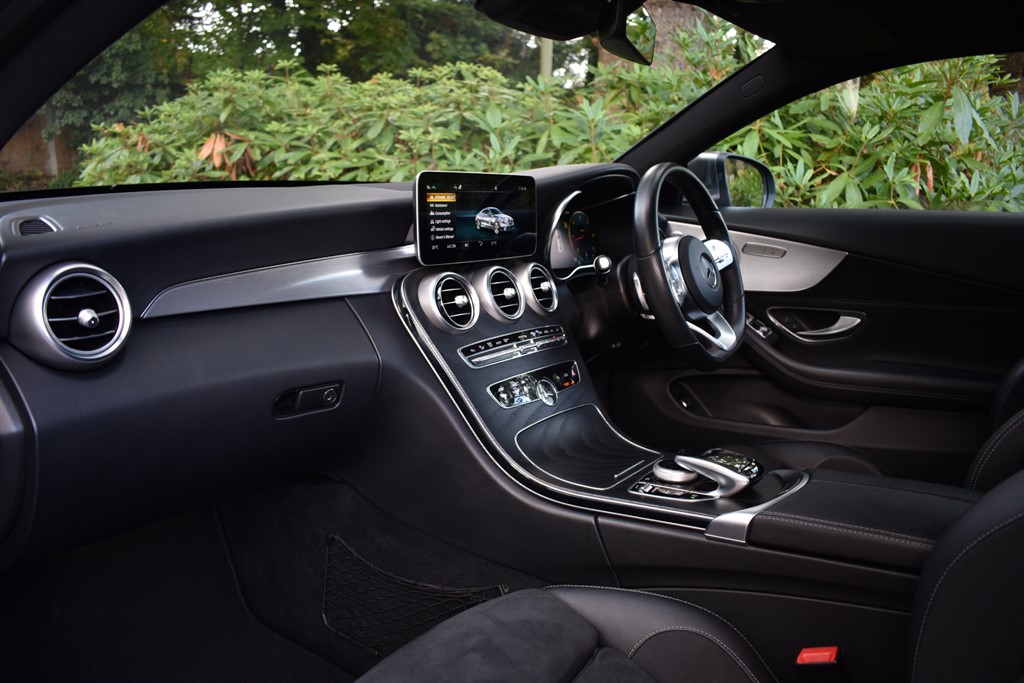 Used Mercedes-Benz C Class 2019 for sale - 76366679: Photo 27