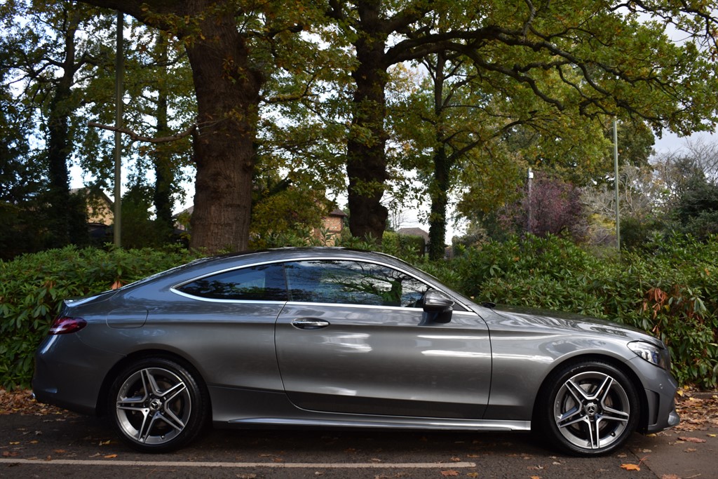 Used Mercedes-Benz C Class 2019 for sale - 76366679: Photo 9