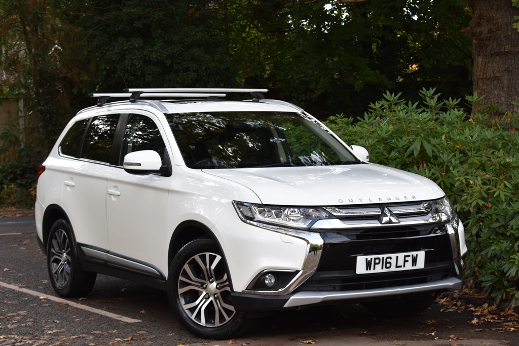 Used Mitsubishi Outlander 2016 for sale - 76355297: Photo 1