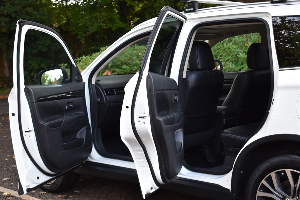 Used Mitsubishi Outlander 2016 for sale - 76355297: Photo 15