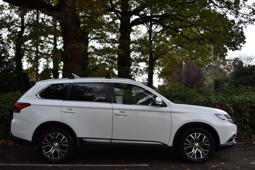 Used Mitsubishi Outlander 2016 for sale - 76355297: Photo 8