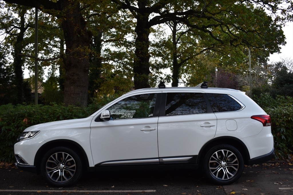 Used Mitsubishi Outlander 2016 for sale - 76355297: Photo 9
