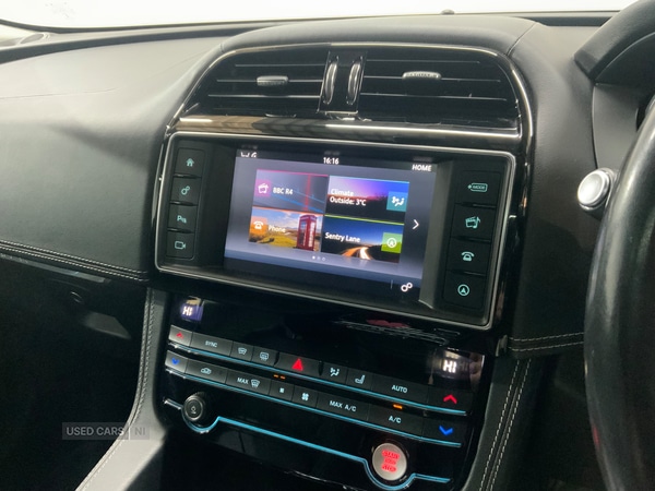 Used Jaguar F-Pace 2016 for sale - 76659596: Photo 15