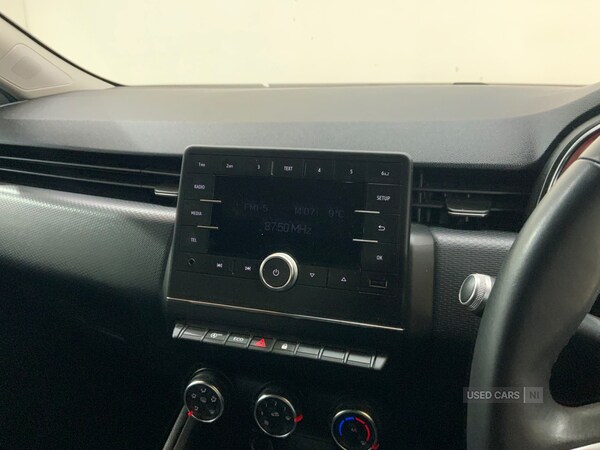 Used Renault Clio 2020 for sale - 76866675: Photo 15