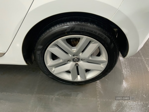 Used Renault Clio 2020 for sale - 76866675: Photo 17