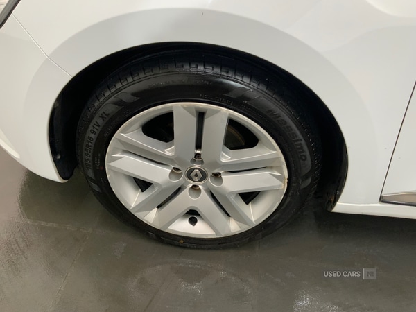 Used Renault Clio 2020 for sale - 76866675: Photo 18