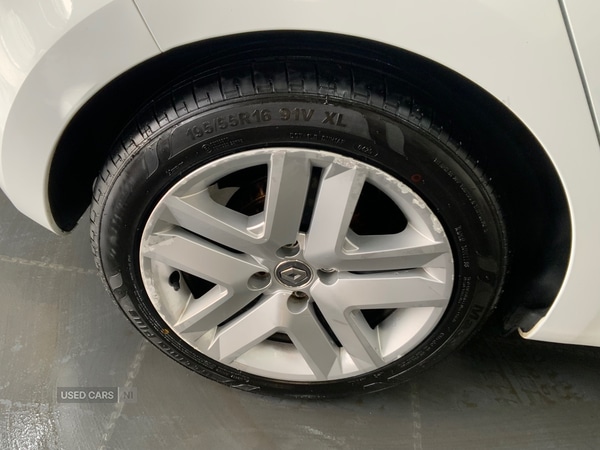 Used Renault Clio 2020 for sale - 76866675: Photo 19