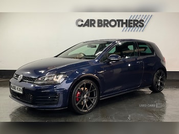 Used Volkswagen Golf 2016 for sale - 76153579: Photo