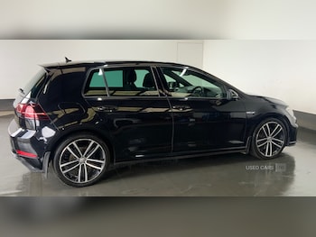 Used Volkswagen Golf 2018 for sale - 75352501: Photo